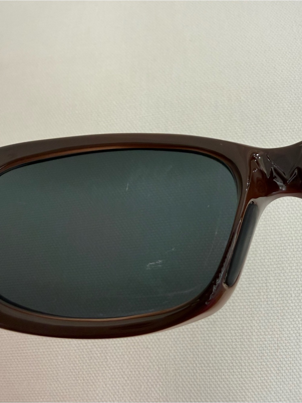 Maui Jim Women’s Brown Punchbowl Frame Polarized Dark Gray Lens Sunglasses - Picture 7 of 9